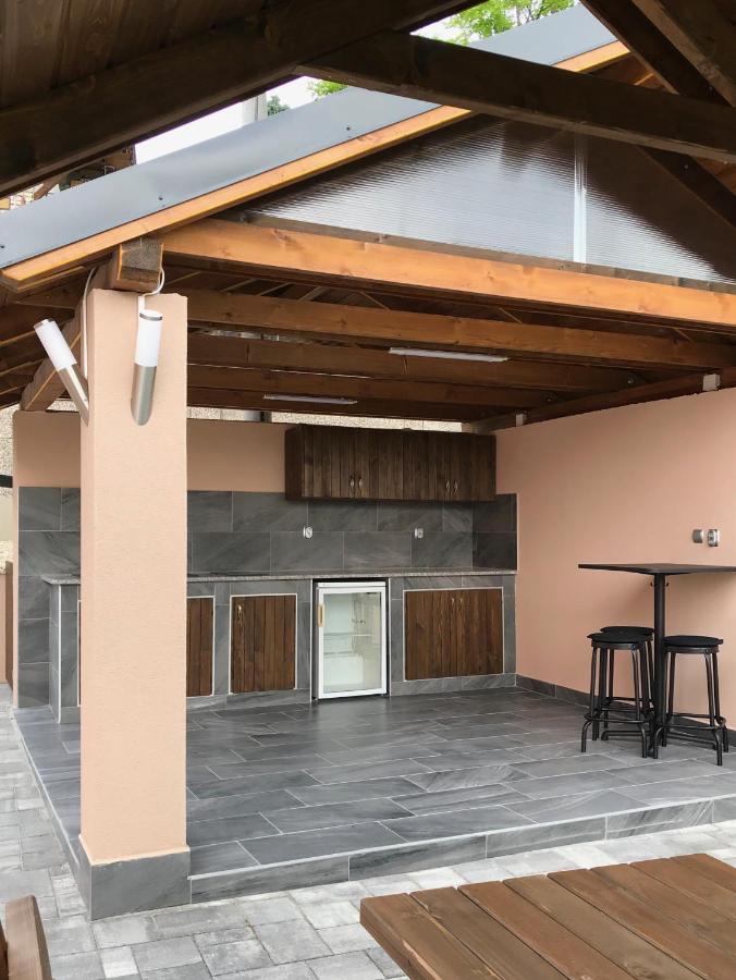 Korall Apartman Balatonfůzfő المظهر الخارجي الصورة