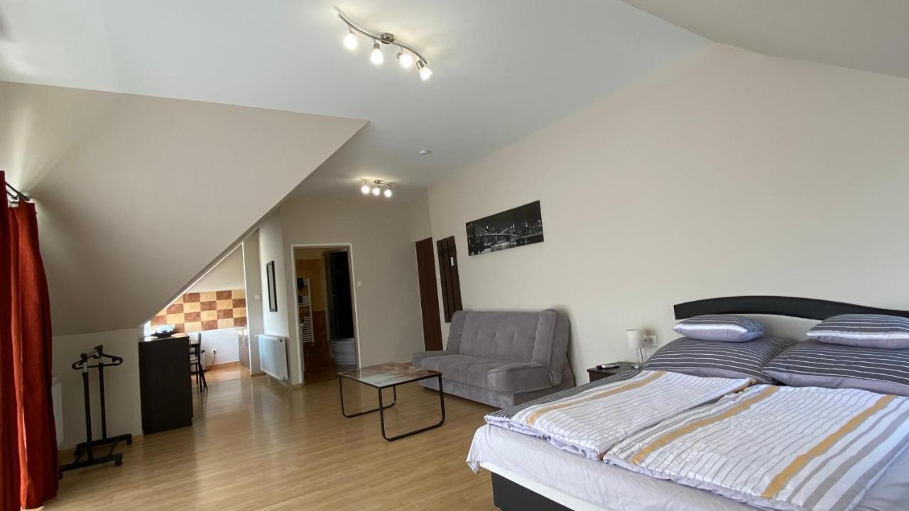 Korall Apartman Balatonfůzfő المظهر الخارجي الصورة