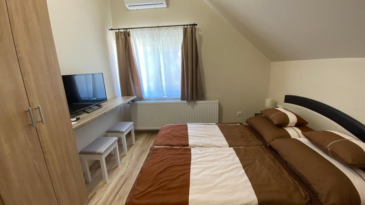 Korall Apartman Balatonfůzfő المظهر الخارجي الصورة