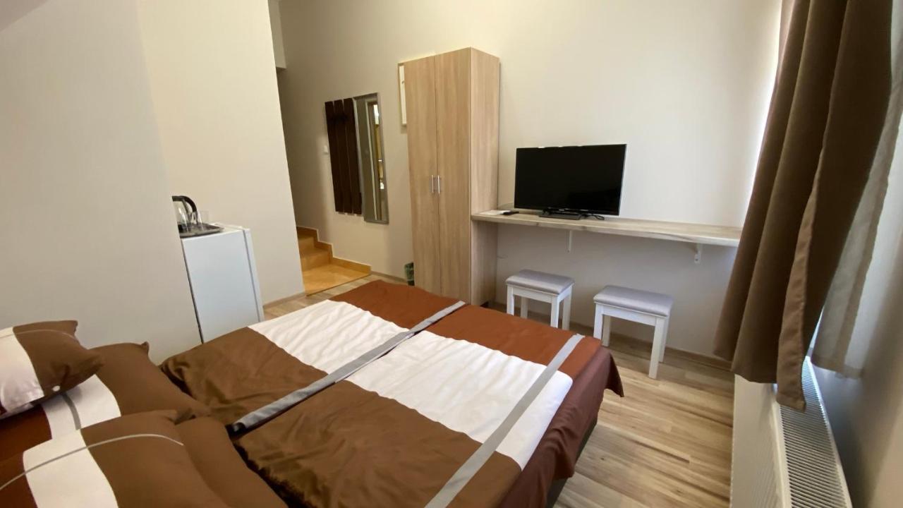 Korall Apartman Balatonfůzfő المظهر الخارجي الصورة