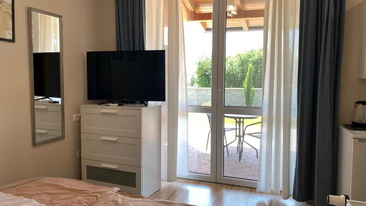 Korall Apartman Balatonfůzfő المظهر الخارجي الصورة