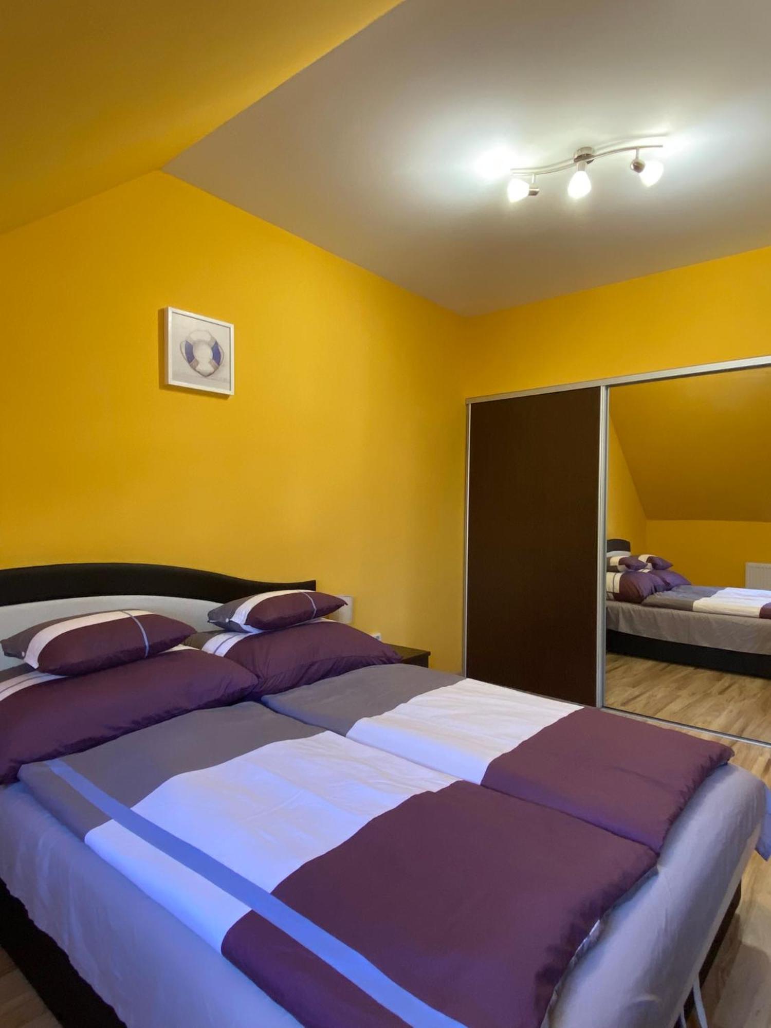 Korall Apartman Balatonfůzfő المظهر الخارجي الصورة