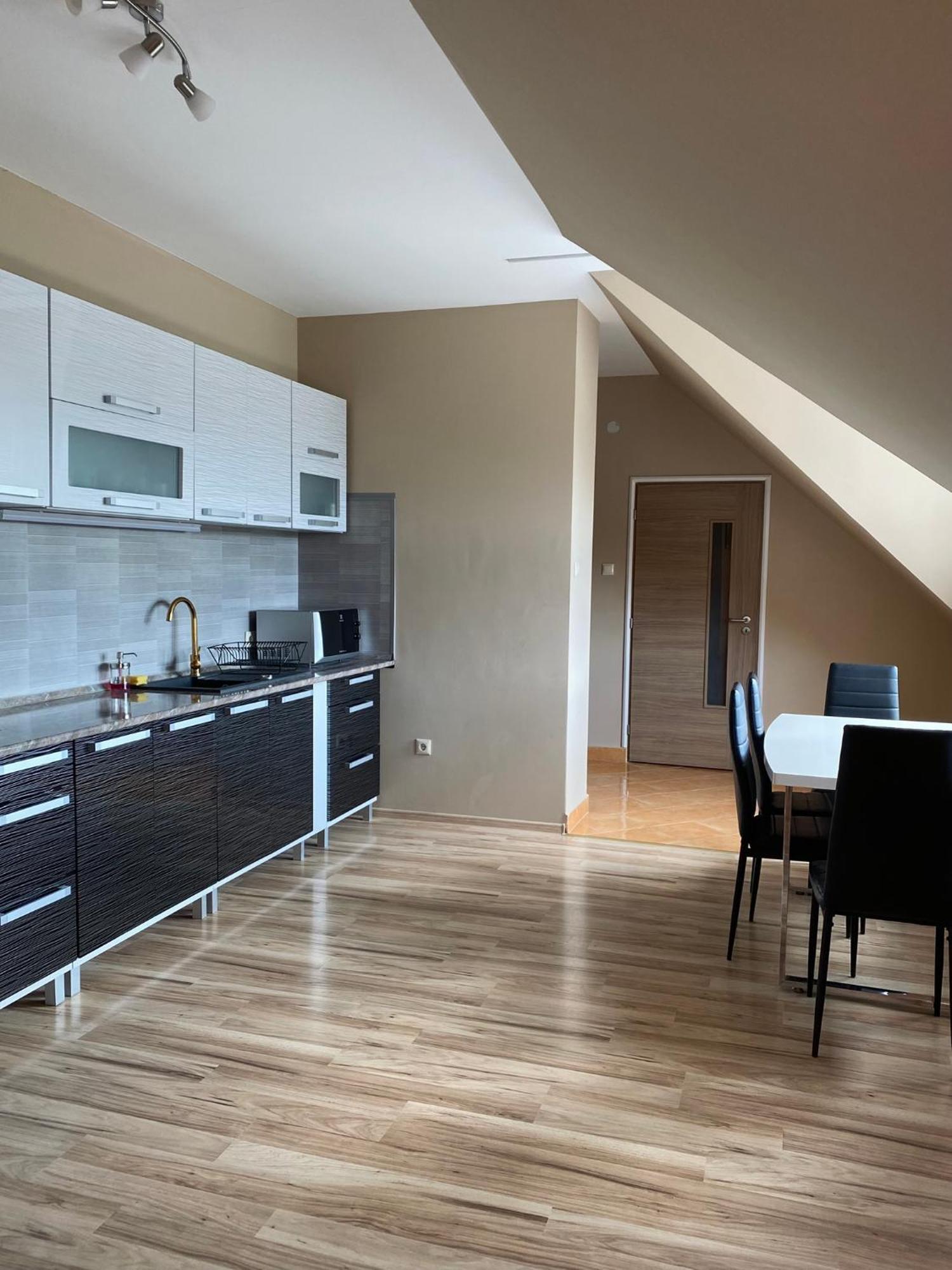 Korall Apartman Balatonfůzfő المظهر الخارجي الصورة