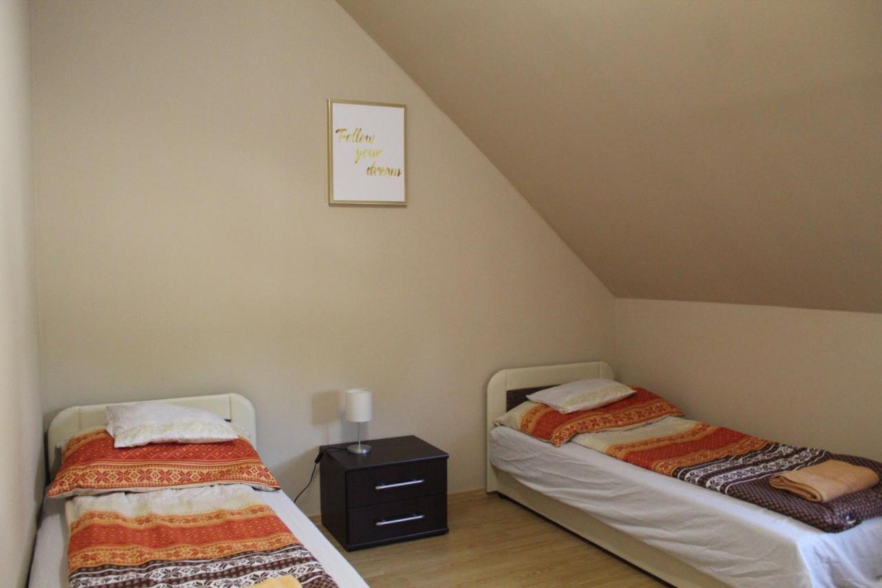 Korall Apartman Balatonfůzfő المظهر الخارجي الصورة