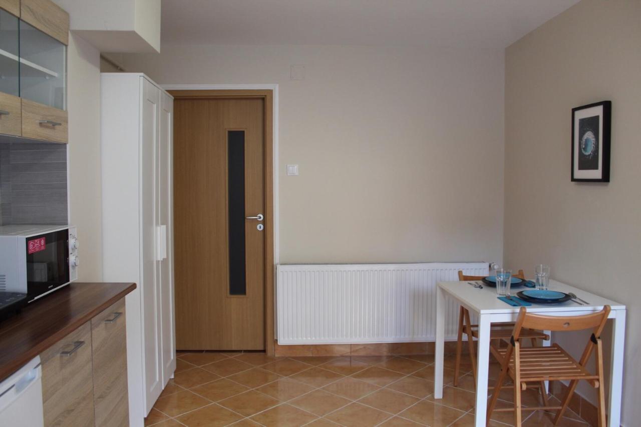 Korall Apartman Balatonfůzfő المظهر الخارجي الصورة