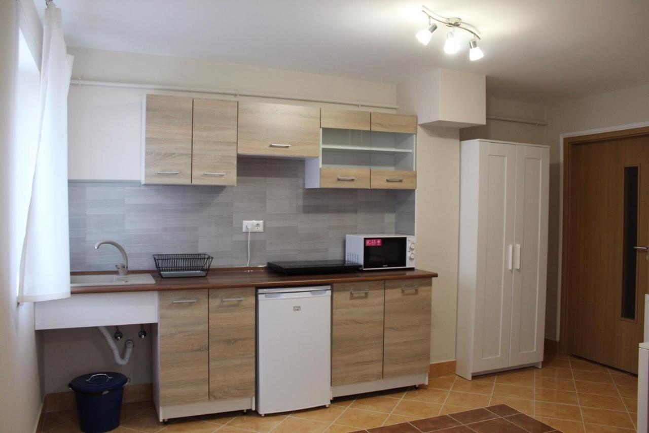 Korall Apartman Balatonfůzfő المظهر الخارجي الصورة